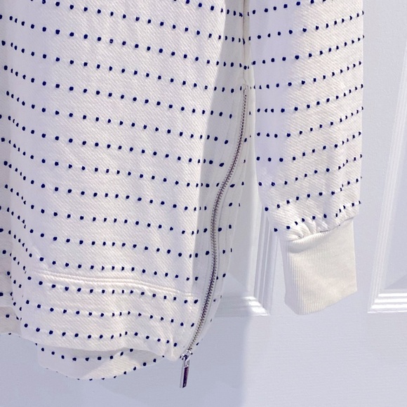 New Lou & Grey Cream Embroidered Navy Blue Polka Dots Zippers Both Sides Size XS - Picture 3 of 11